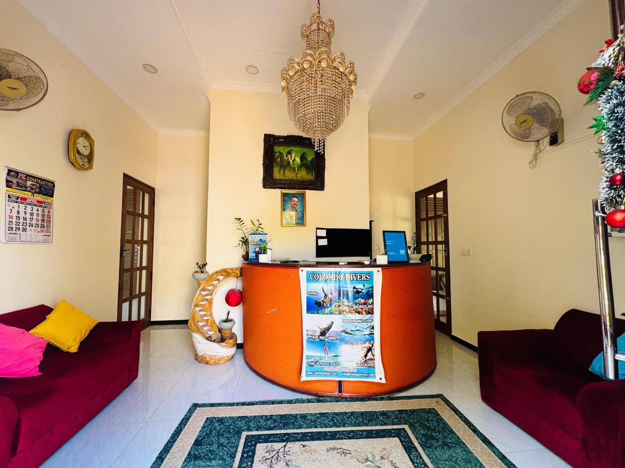 Aa Inn Тринкомали Экстерьер фото